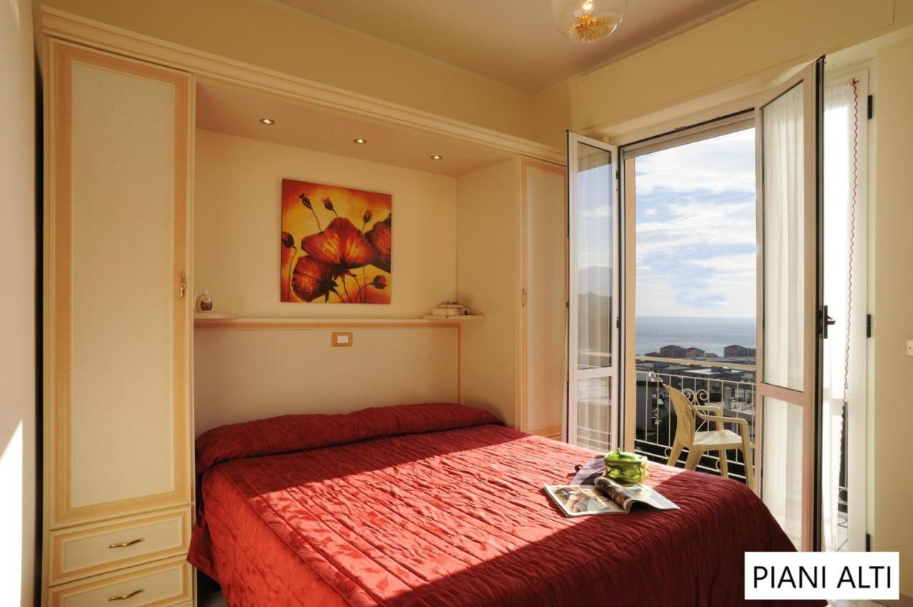 Residence Bellevue Apartments Pietra Ligure Luaran gambar
