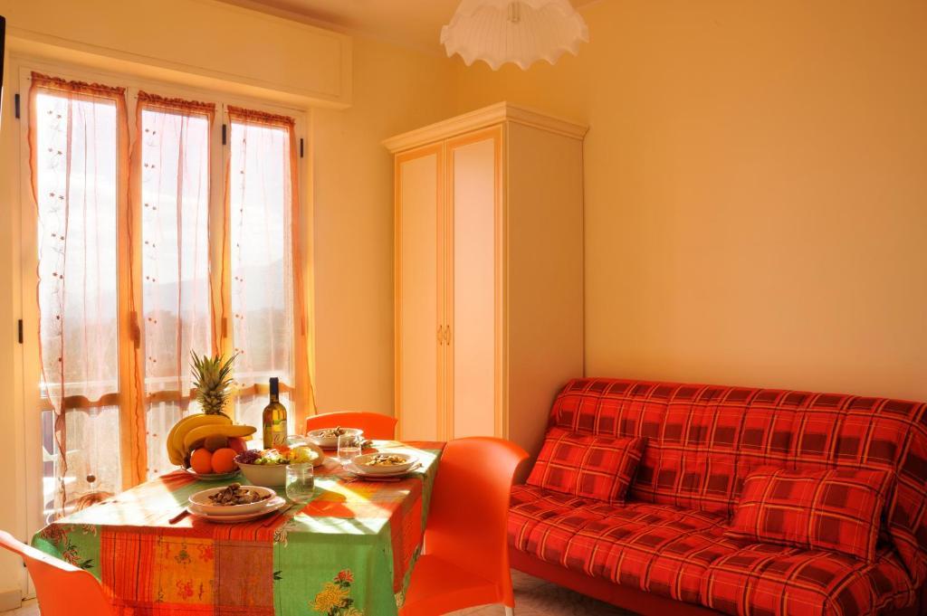 Residence Bellevue Apartments Pietra Ligure Bilik gambar